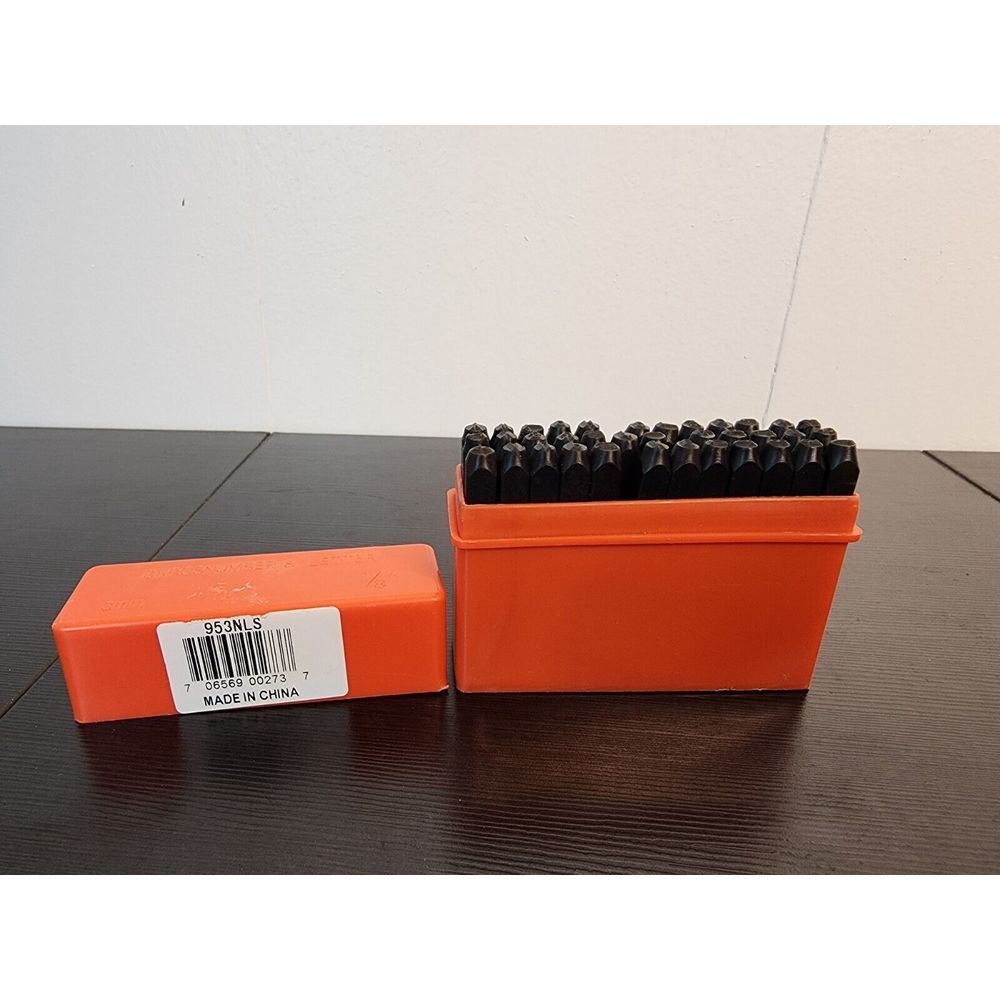 NEW 3MM NUMBER AND LETTER PUNCH PLASTIC CASE CAPITAL LETTERS NEW IN BOX 1/8"
